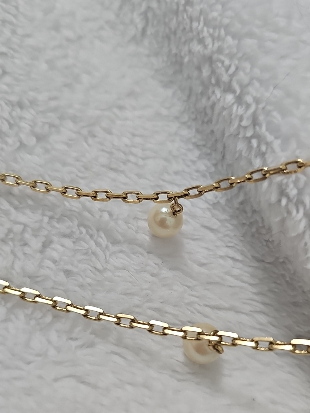 Gold Tone Faux Pearl Station Necklace 16" Dainty Minimalist Choker - Picture 9 of 10